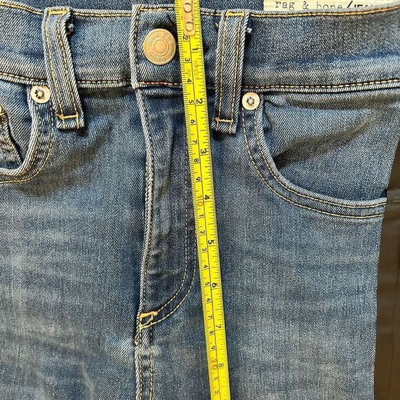 RAG & BONE Mid-Rise Skinny Leg Jeans with black side stripes/Size 26 - Picture 6 of 8